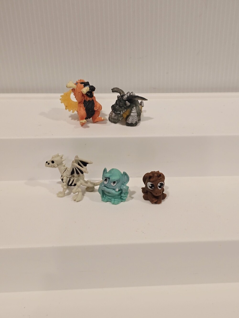 Dragamonz Figures Mini Dragon and Little Weirdos Set